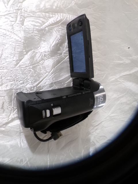 Voir photo 3 de Caméscope Sony Handycam Caméscope Sony Handycam Bon état - Vue 3 -